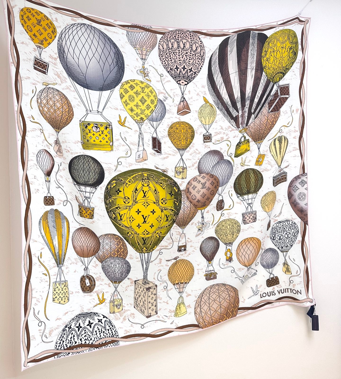 LV urkish Hot Air Balloon Scarf 140cm Yellow Colorful Cashmere 971101