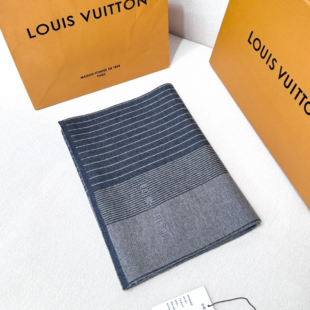 LV Selling High-End Men's Scarf 180cm Dark Blue Cashmere 971097