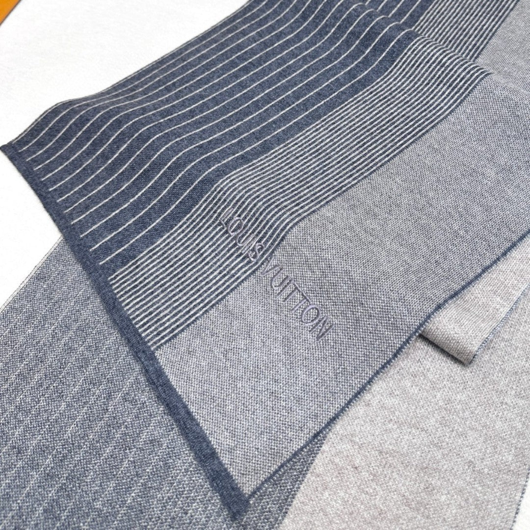LV Selling High-End Men's Scarf 180cm Dark Blue Cashmere 971097
