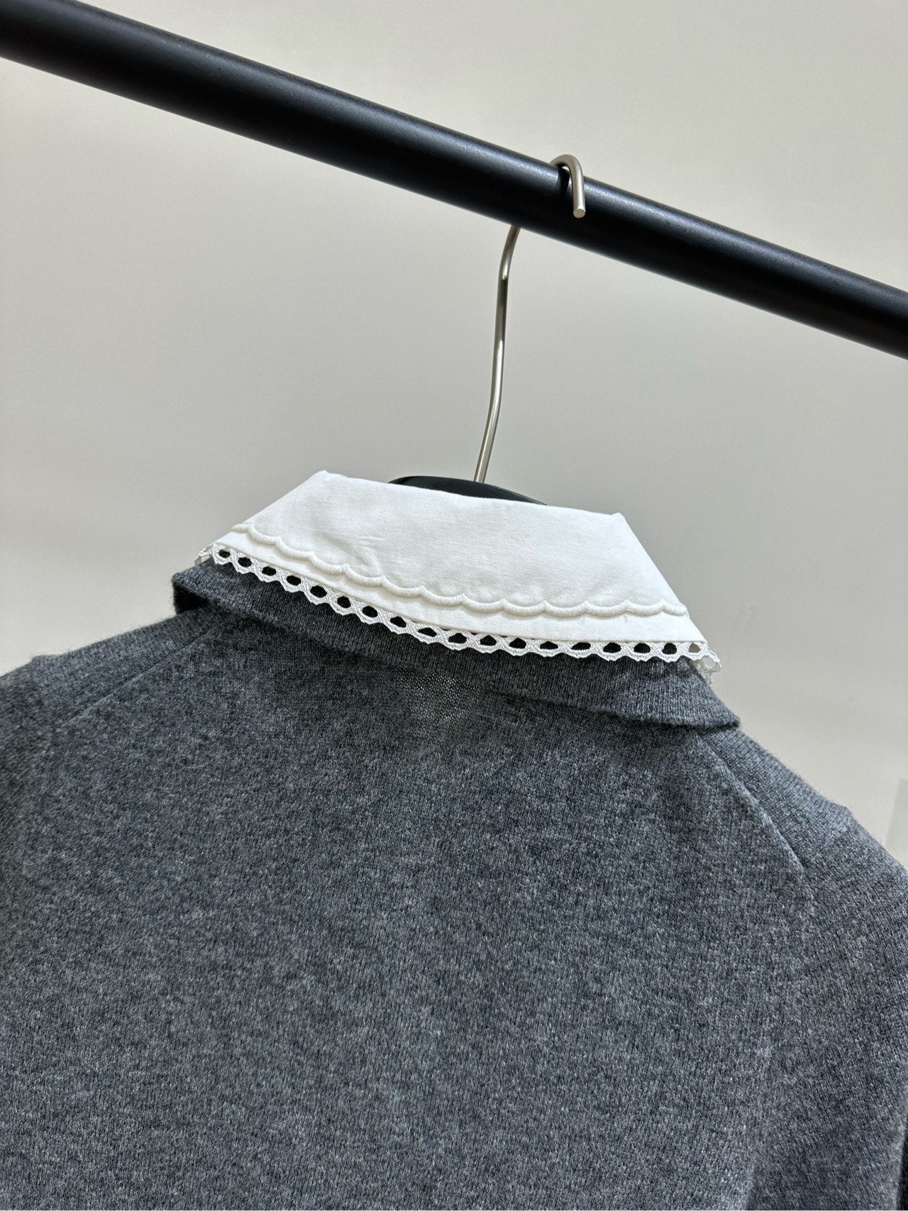 Miumiu 2026 Lace Peter Pan Collar Polo Knit Short-Sleeve T-Shirt Grey Cashmere
