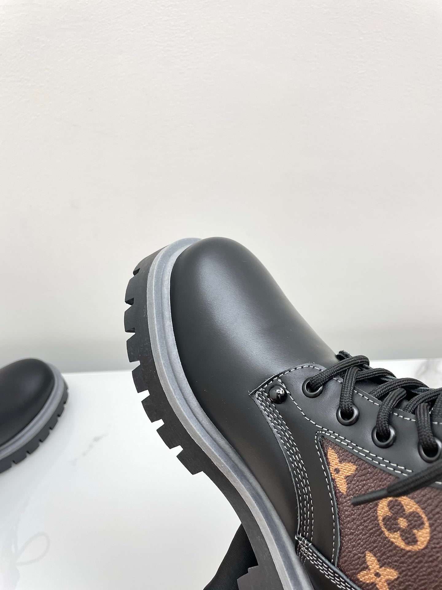 LV 25  Ankle Boots Black Brown Monogram Cowhide 576225