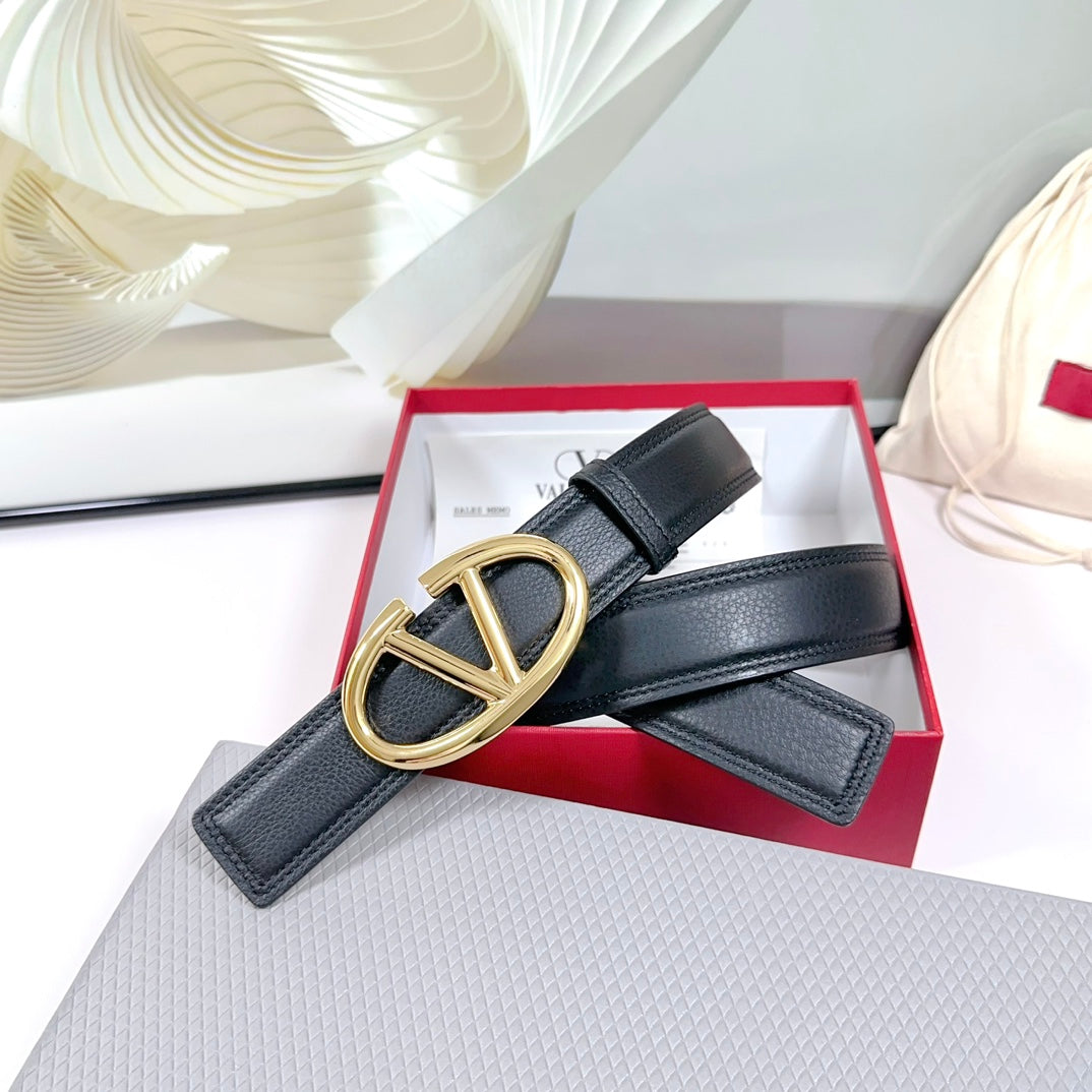 The Bold Edition Belt 34mm Black Calfskin Light Gold Buckle