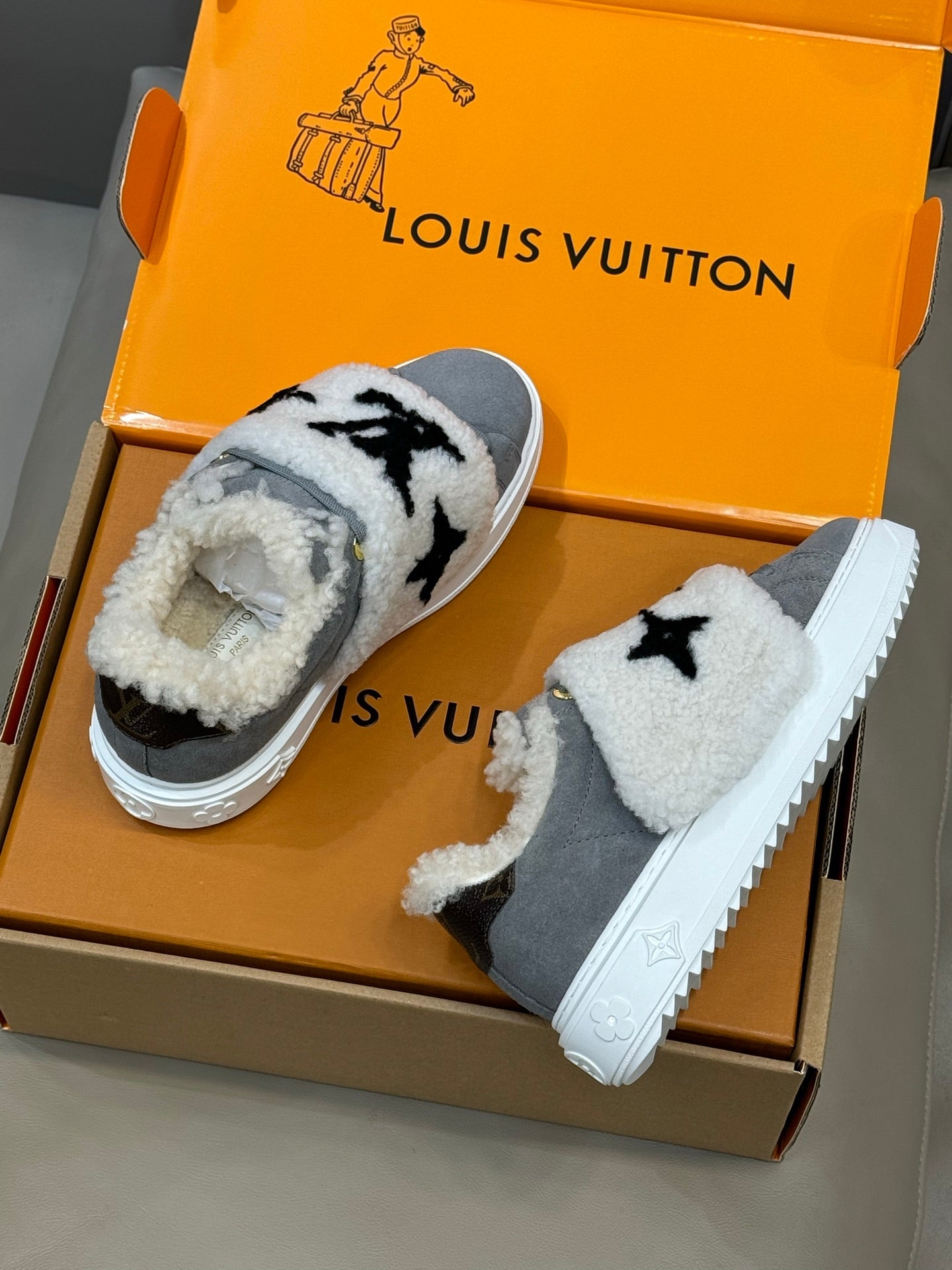 LV 25 Velcro Furry Sneakers Gray White Suede Wool 576950