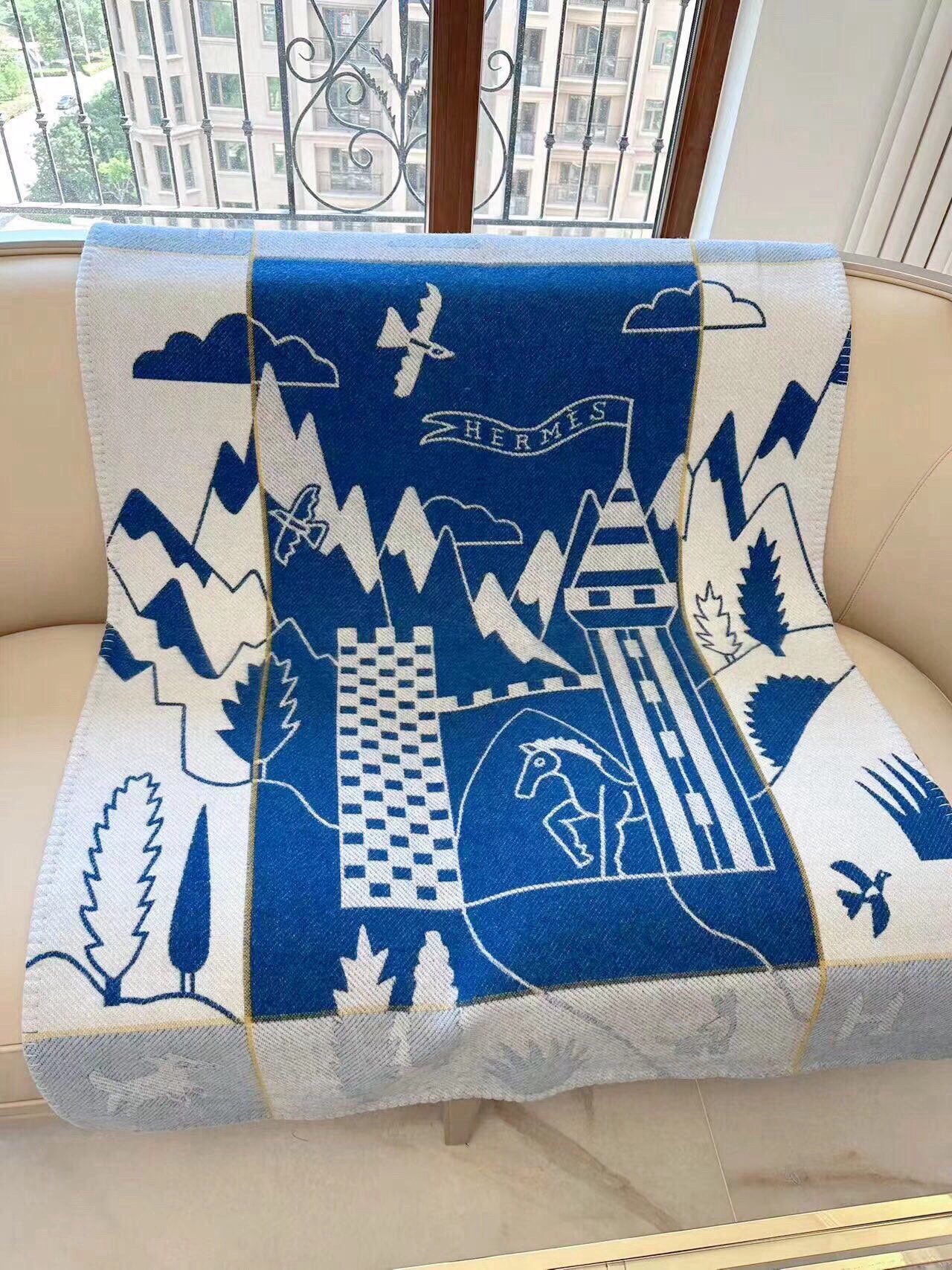 HM Avalon Epopee Blanket Blue Cashmere Wool 524202