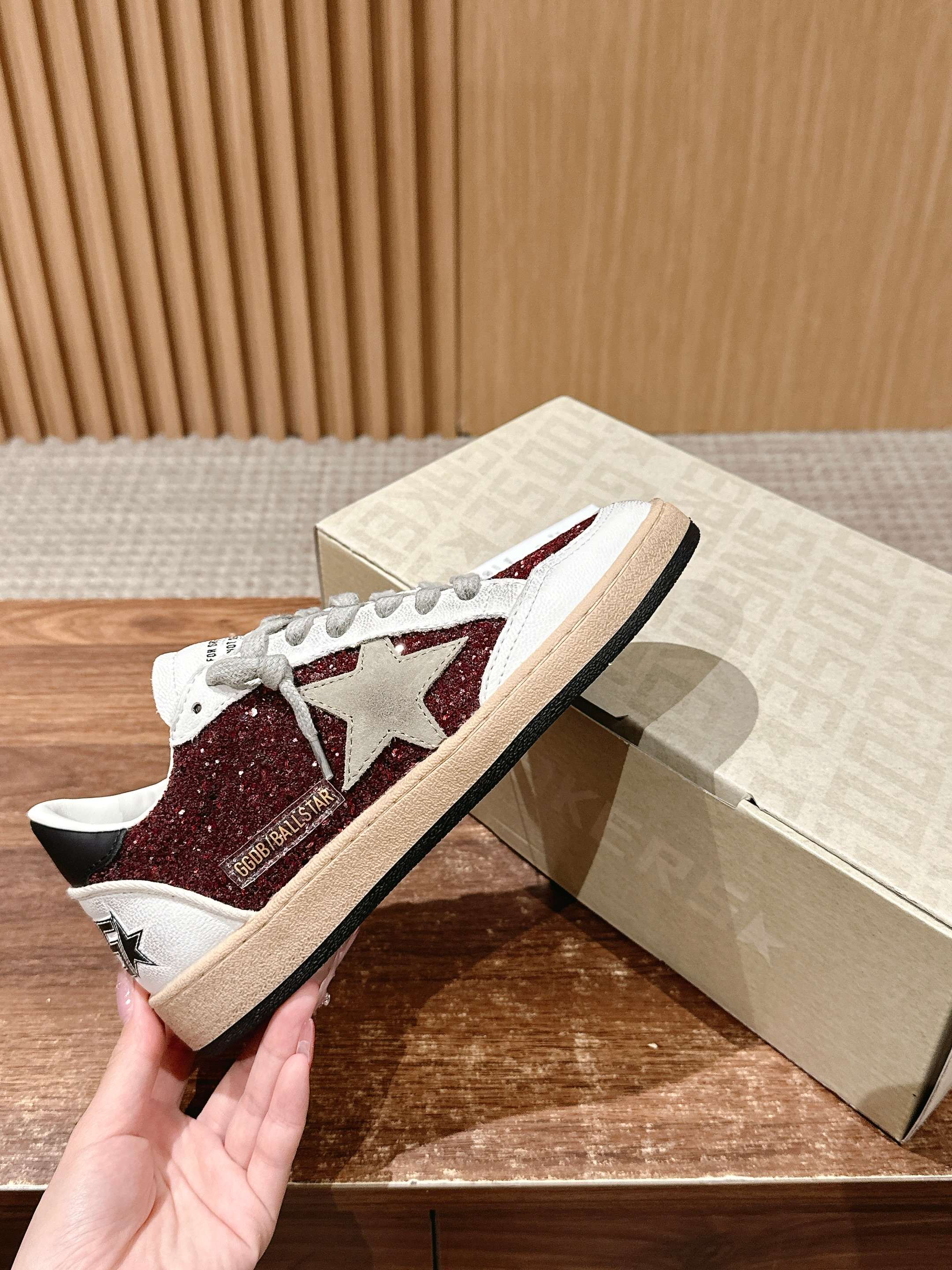 Golden Goose 2025 Sneaker White Red Cowhide 428308