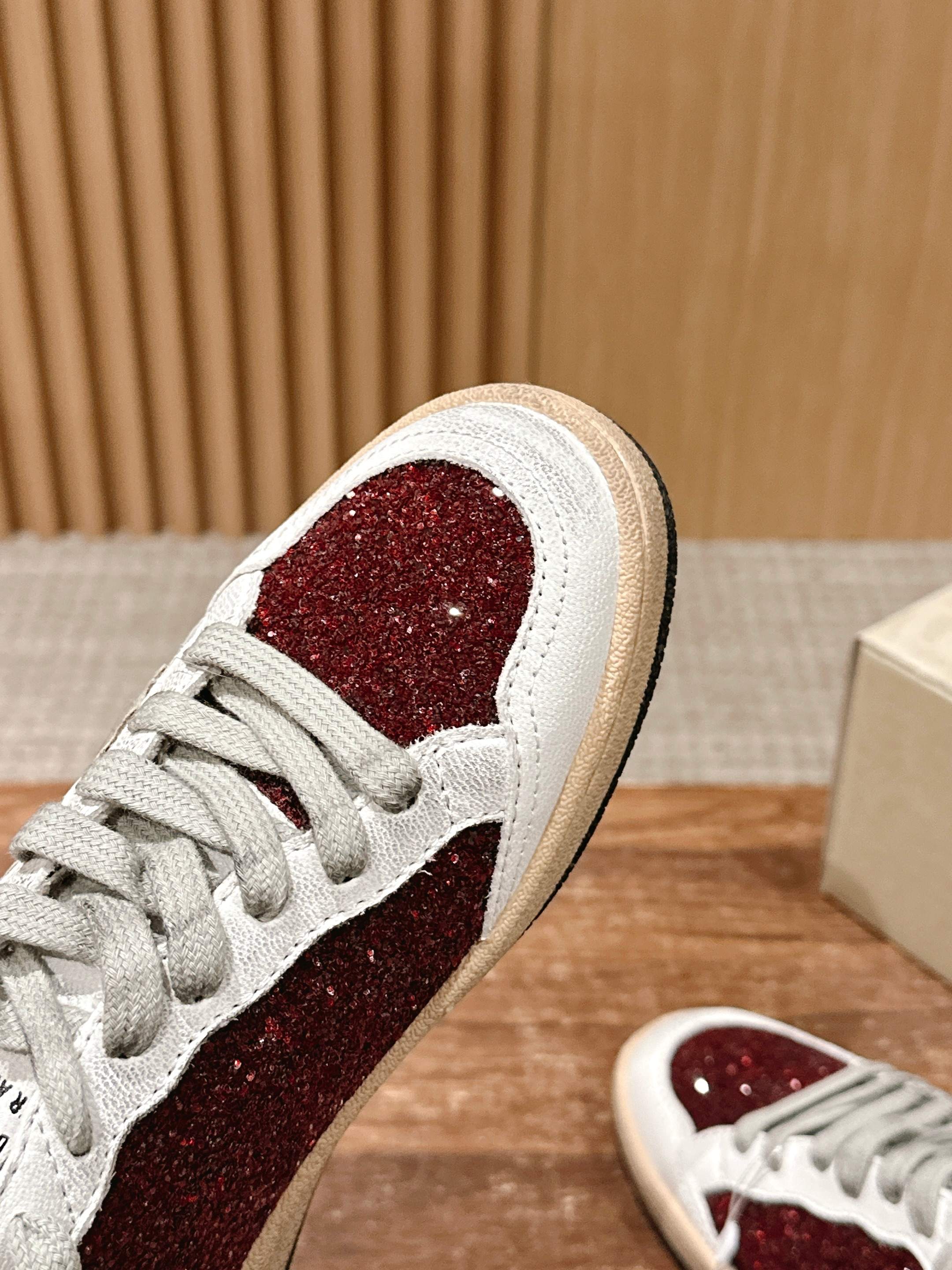 Golden Goose 2025 Sneaker White Red Cowhide 428308