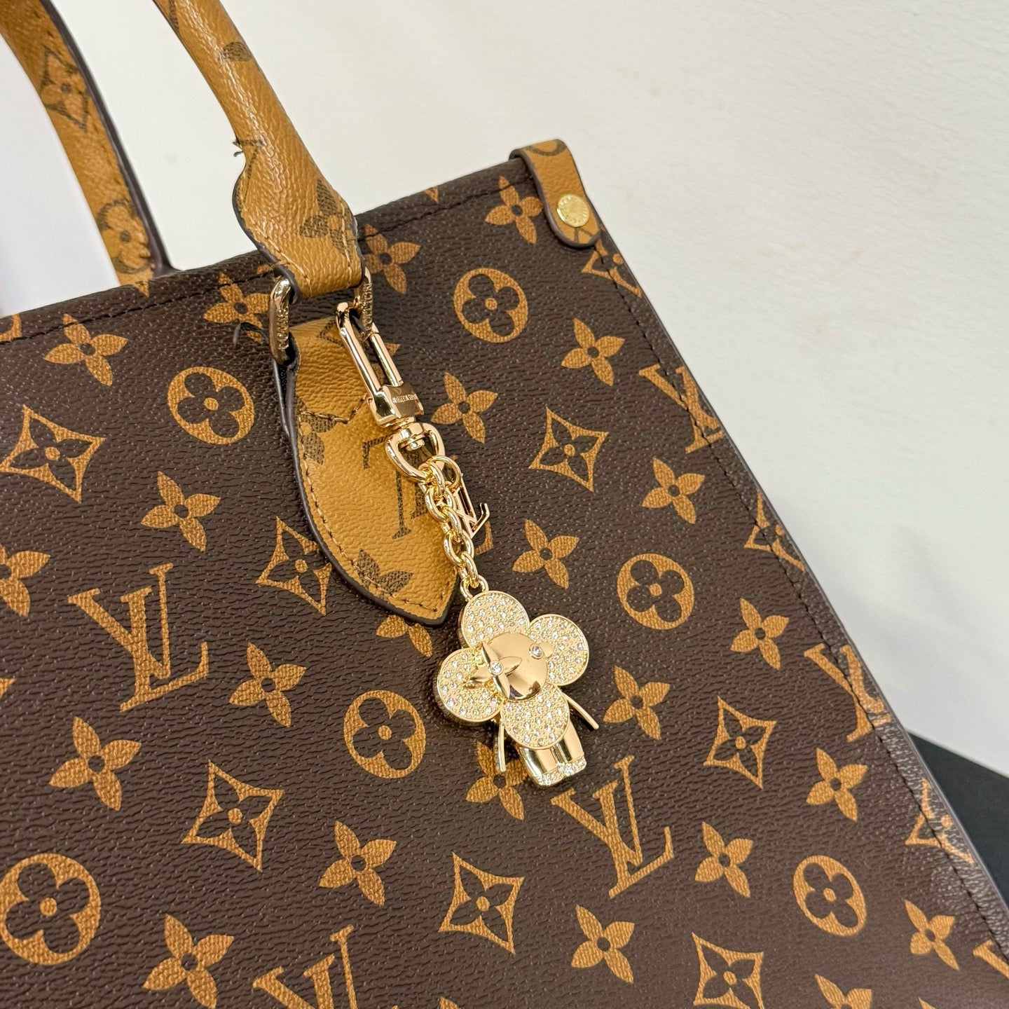 LV Sunflower Vivian Bag Keychain