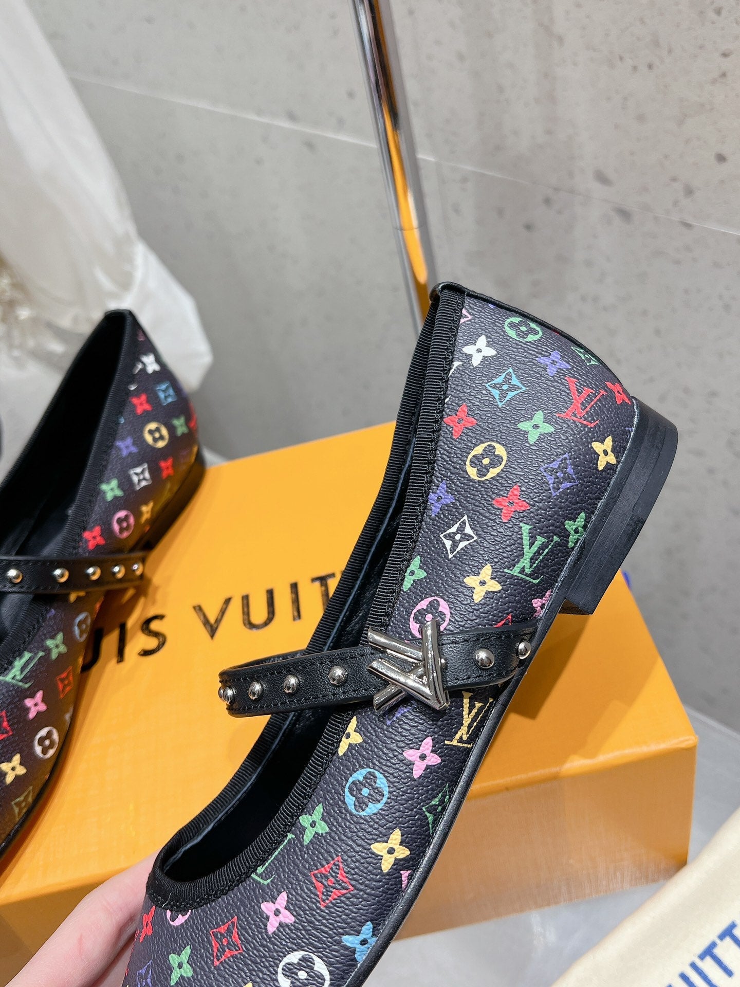 LV 26s Ballet Flats Black Multicolor Monogram Leather 610843