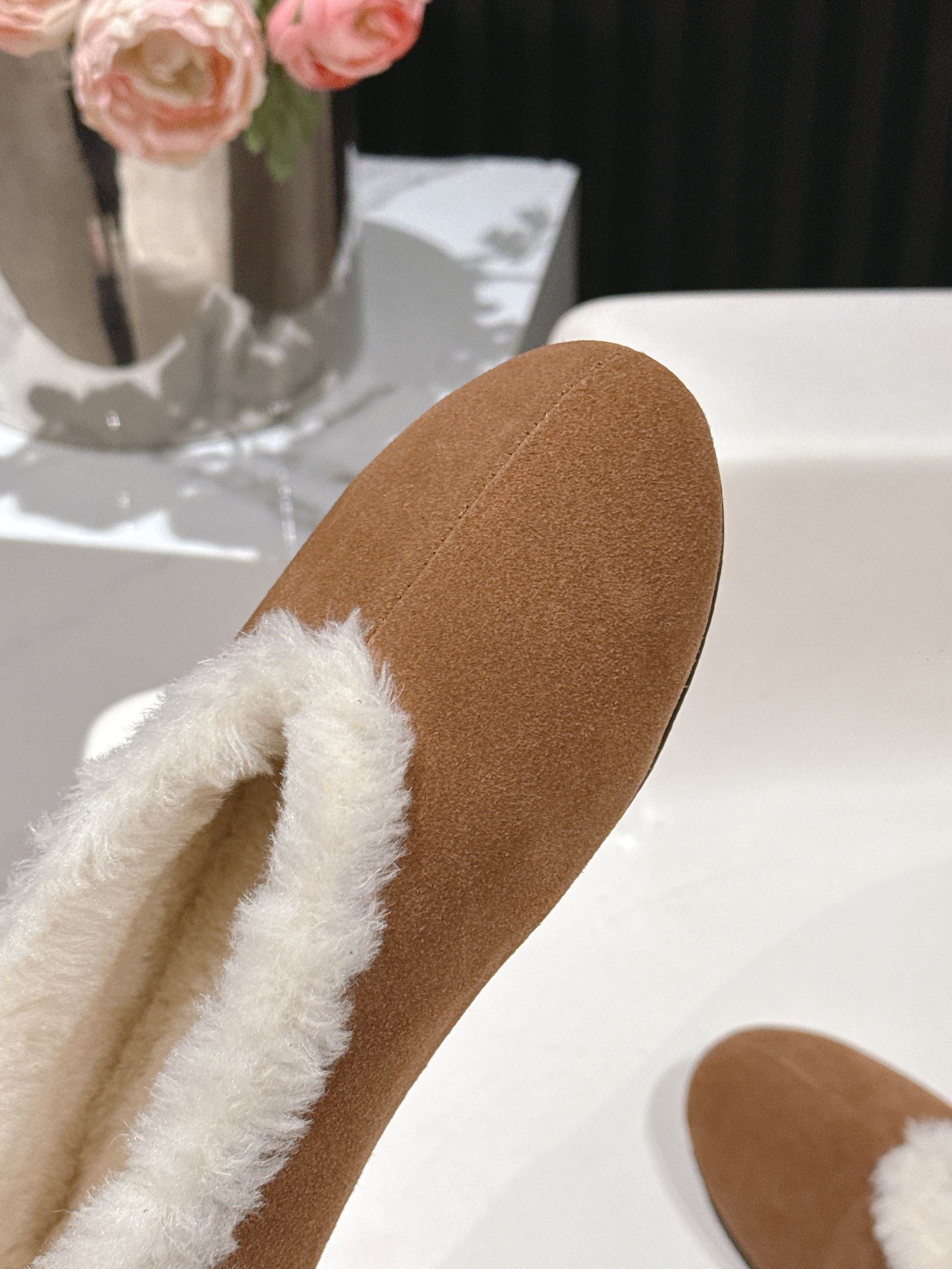 The Row 2025 Fur-lined Flat Shoe Light Brown mix White Suede Wool 560507