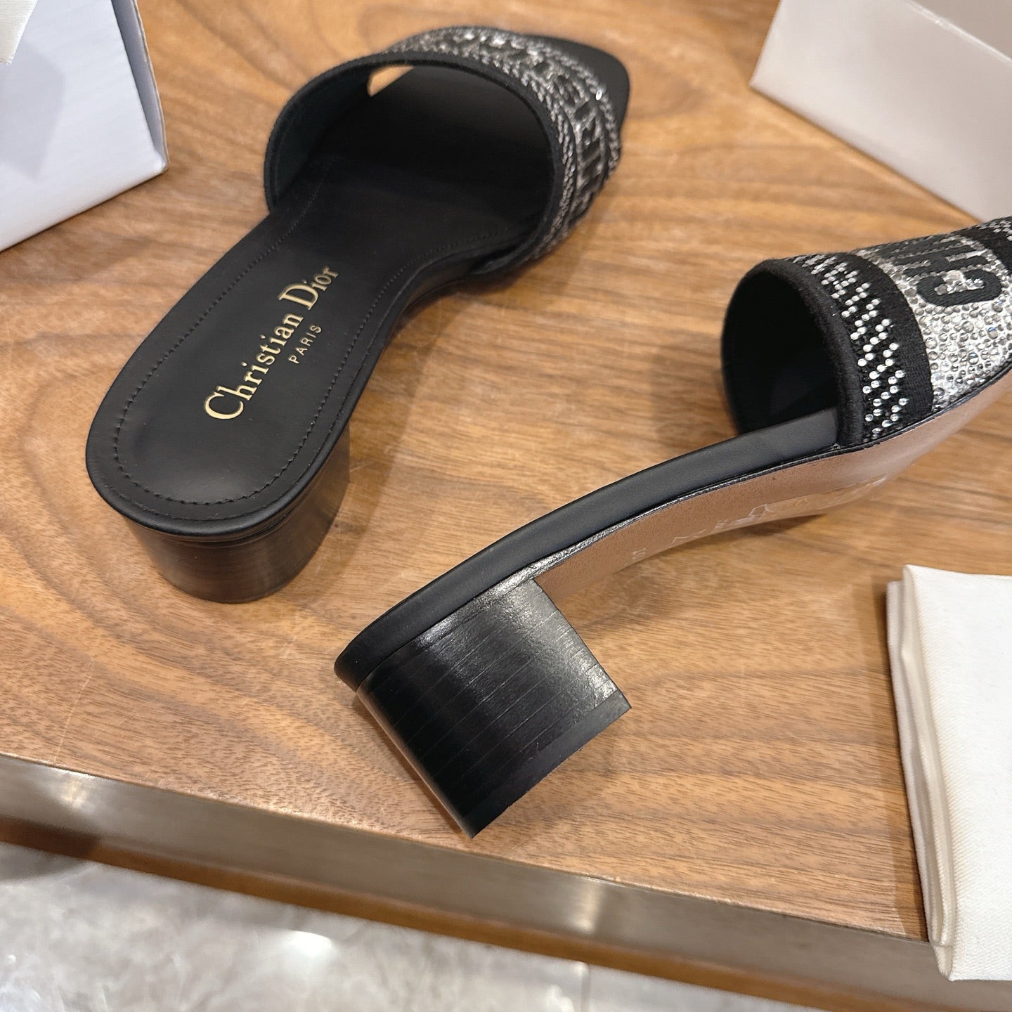 CD 26s Embroidered Sandals Black Canvas Leather 685617