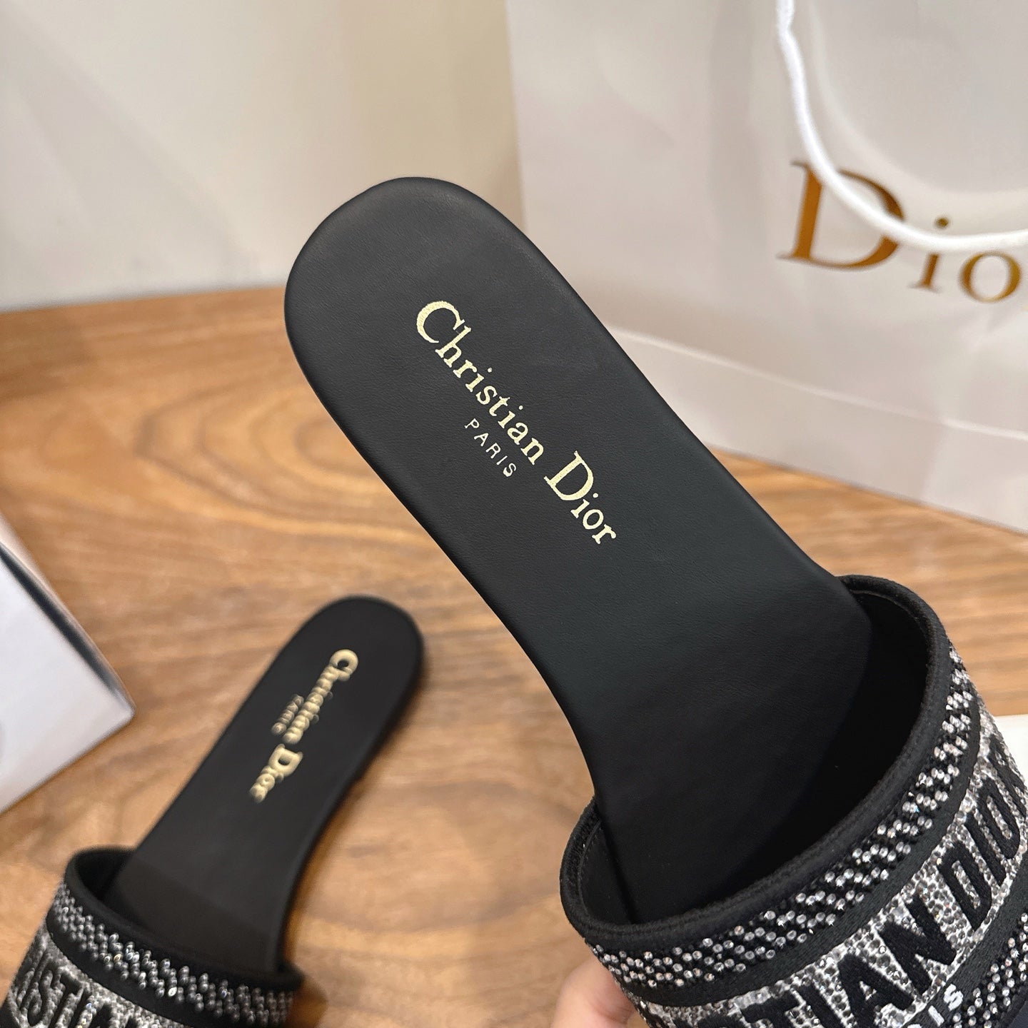 CD 26s Embroidered Sandals Black Canvas Leather 685617