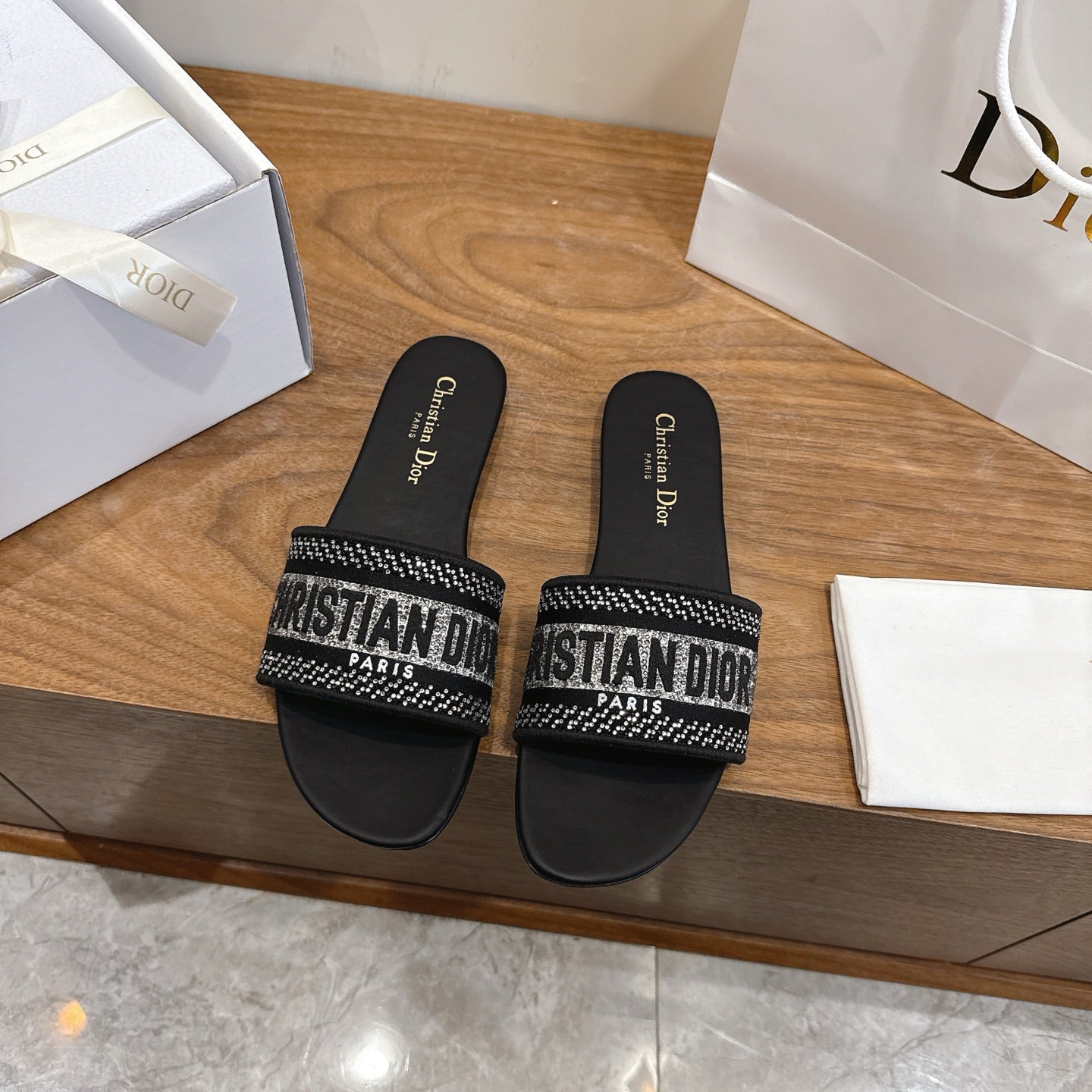 CD 26s Embroidered Sandals Black Canvas Leather 685617