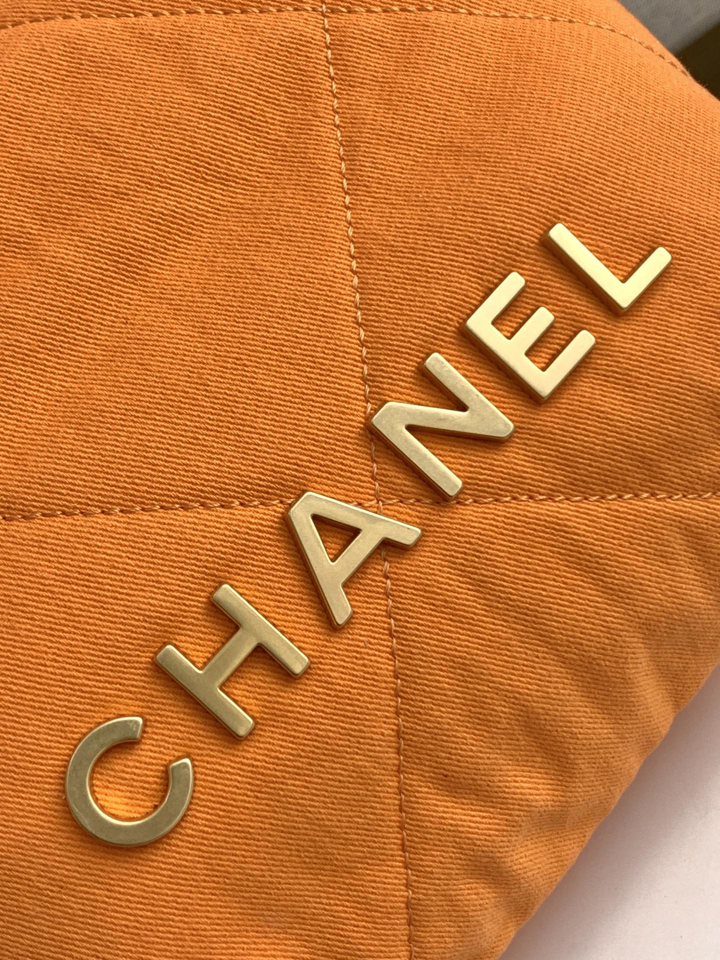Chanel 25 Hobo Bag 20cm Orange Canvas 324802
