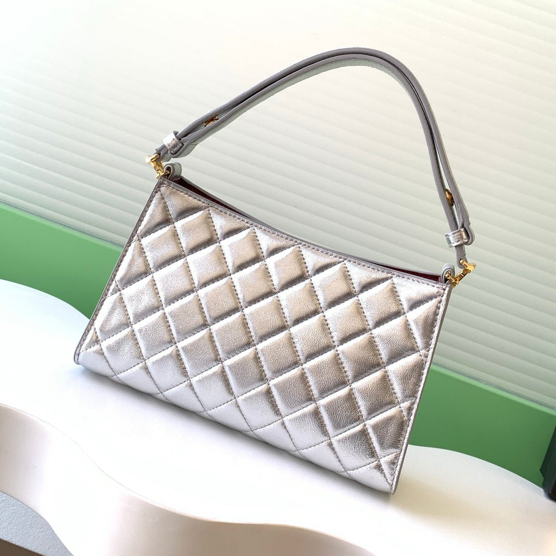 Chanel 25 Christmas Limited Hobo Shoulder Bag Silver Lambskin 324809