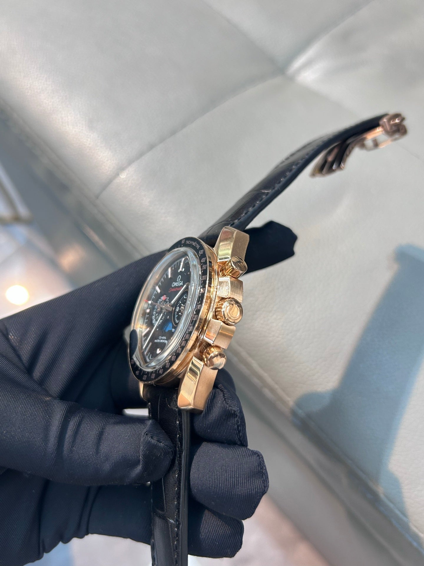 Omega Speedmaster Moonphase Watch 44.2 mm Rose Gold Case Black Leather Strap