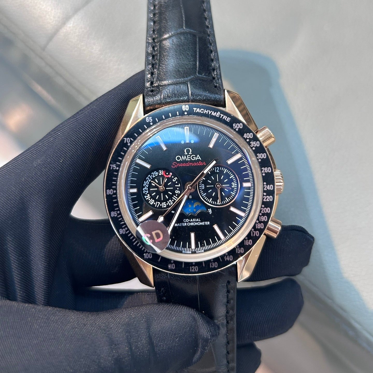 Omega Speedmaster Moonphase Watch 44.2 mm Rose Gold Case Black Leather Strap