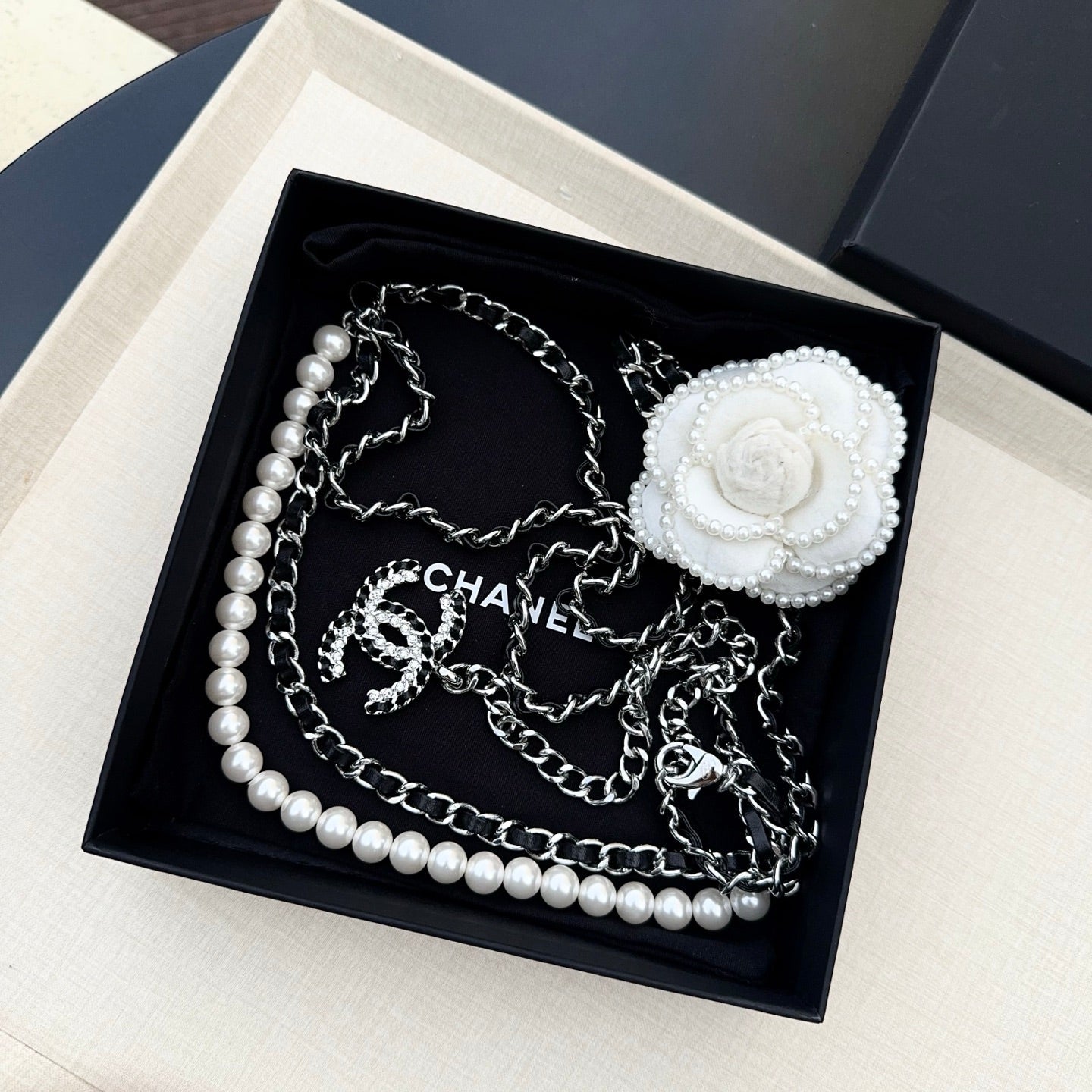 Chanel 2026 Pearl Waist Chain Belt 215177