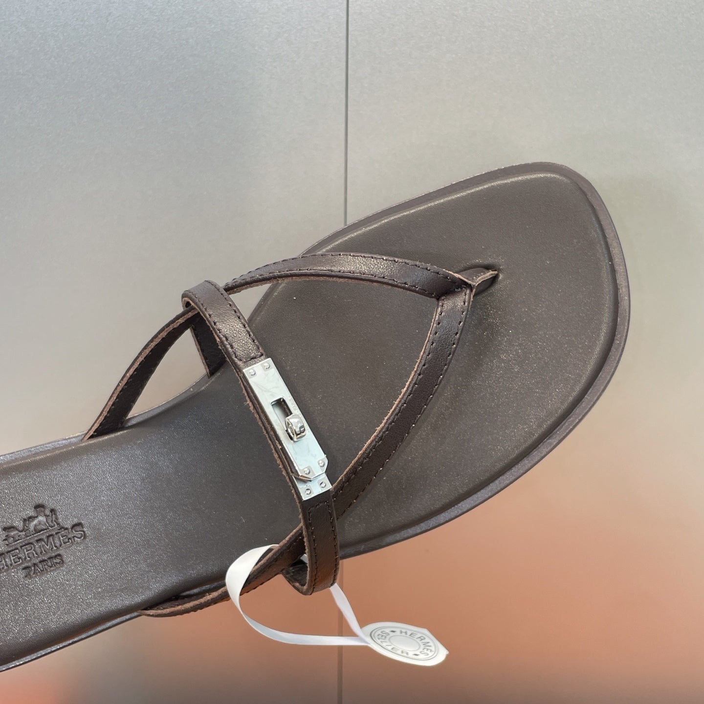 HM 26ss Kelly Sliver Buckle Slipper Black Calfskin 607156