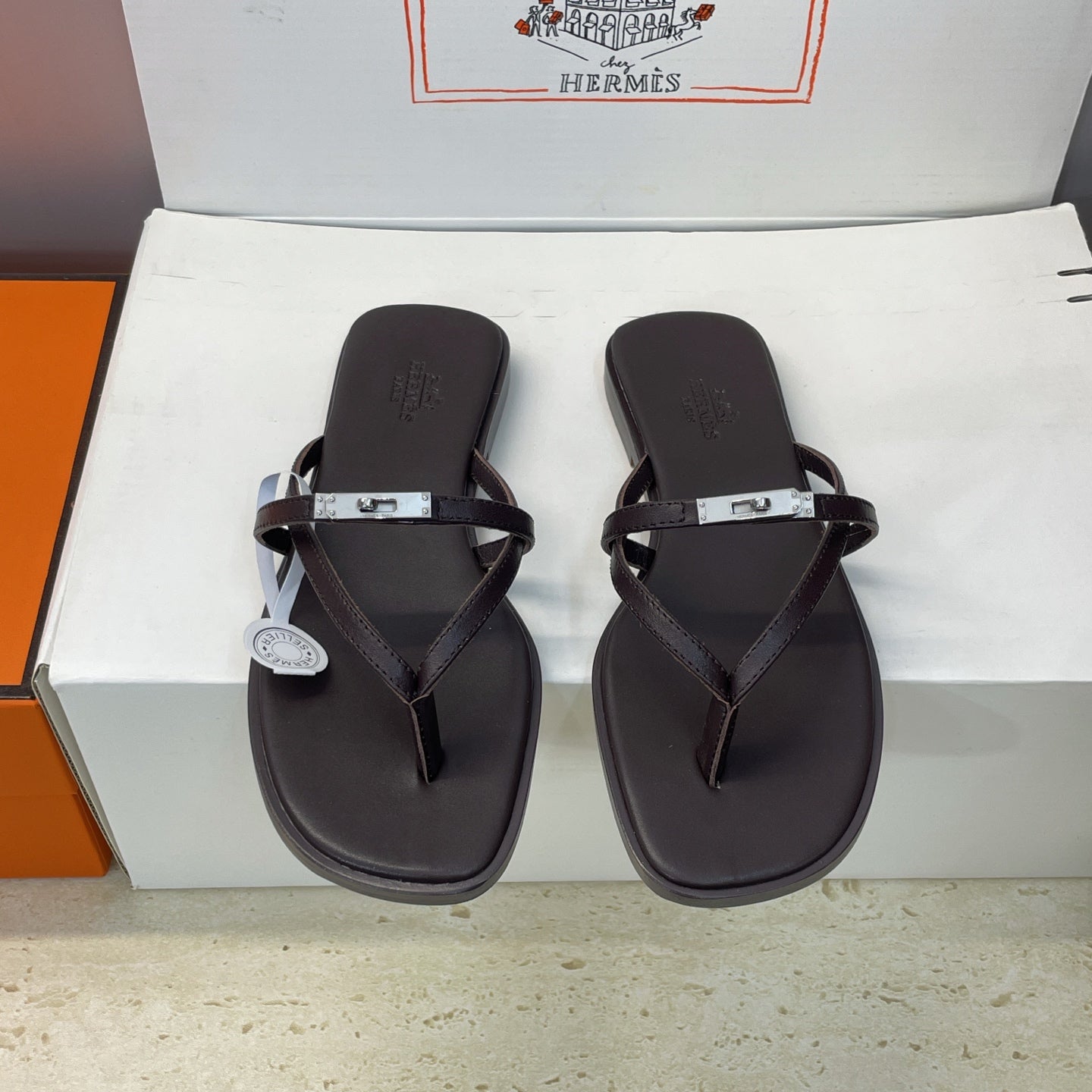 HM 26ss Kelly Sliver Buckle Slipper Black Calfskin 607156