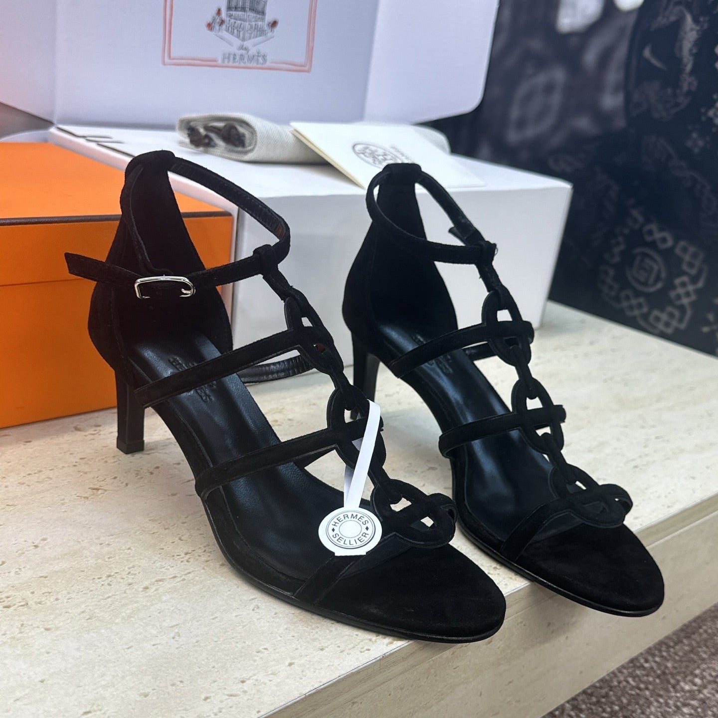 HM 26ss High Heels Sandals 70 Black Suede 633218