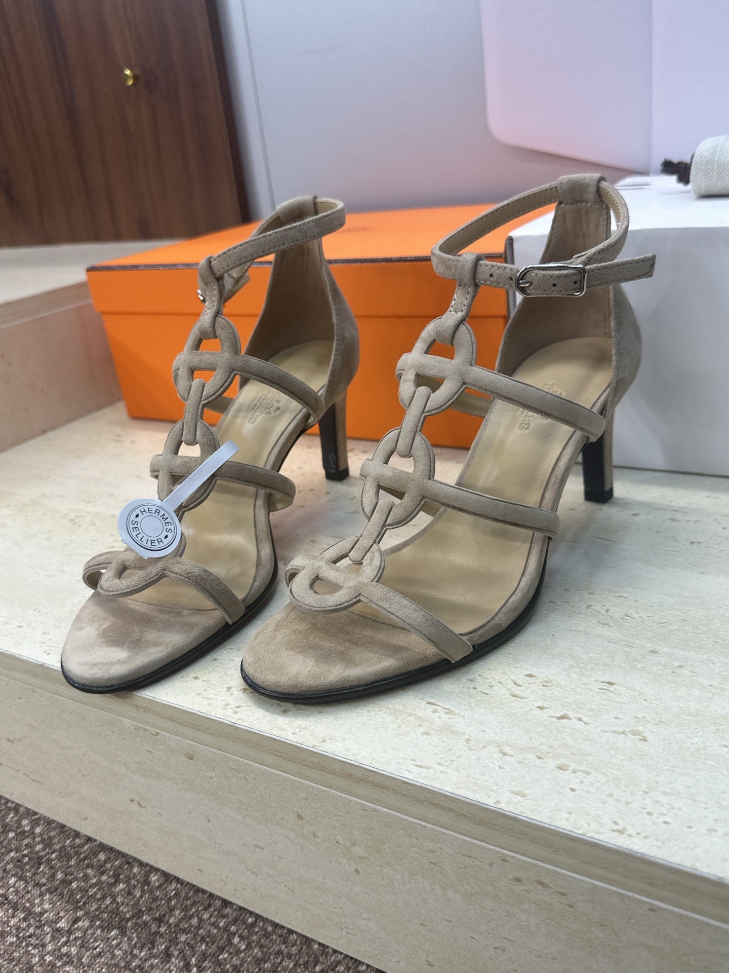 HM 26ss High Heels Sandals 70 Beige Suede 633220