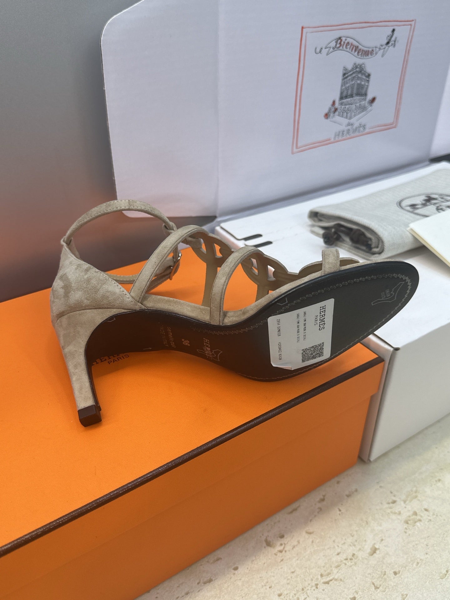 HM 26ss High Heels Sandals 70 Beige Suede 633220