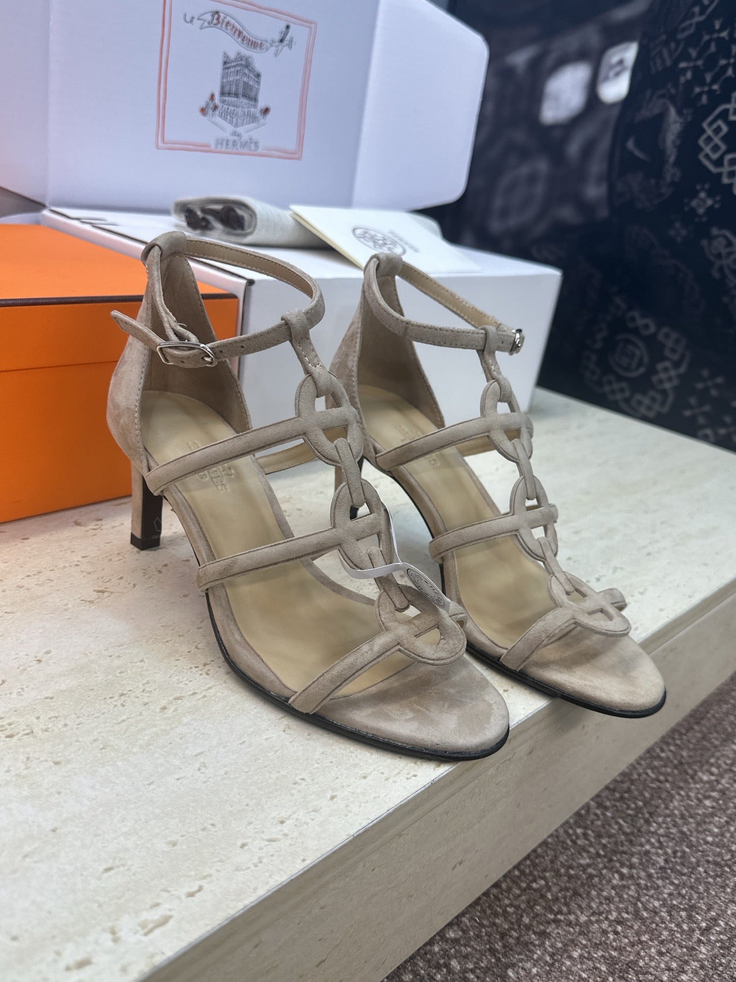 HM 26ss High Heels Sandals 70 Beige Suede 633220