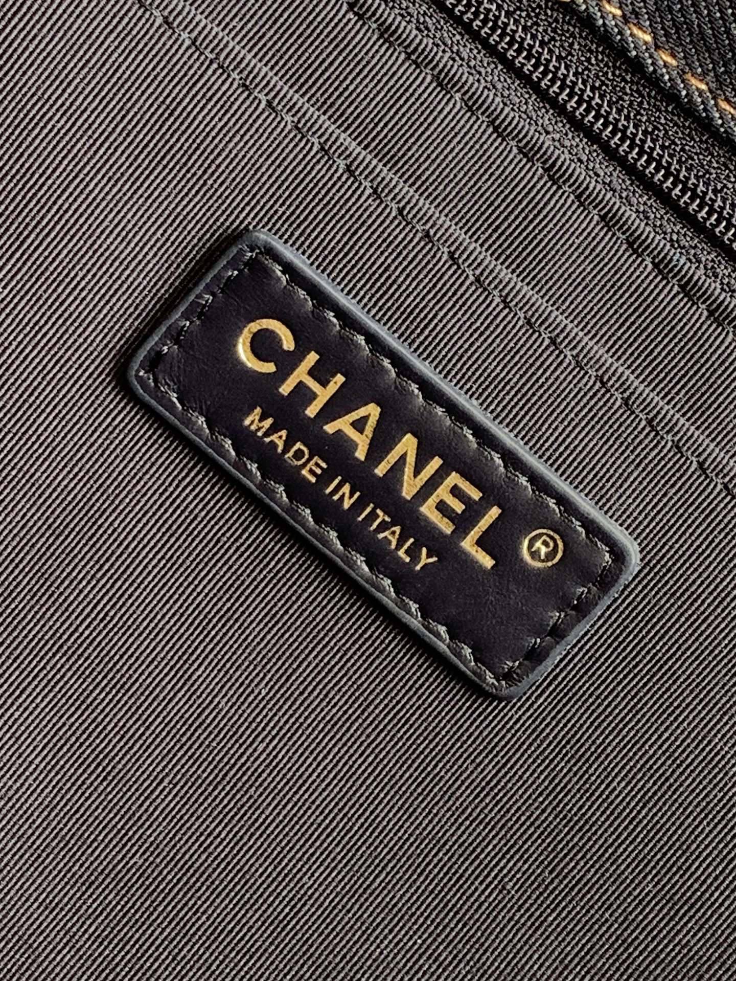 Chanel 2026 Flap Bag 38.5cm Blue Denim Leather