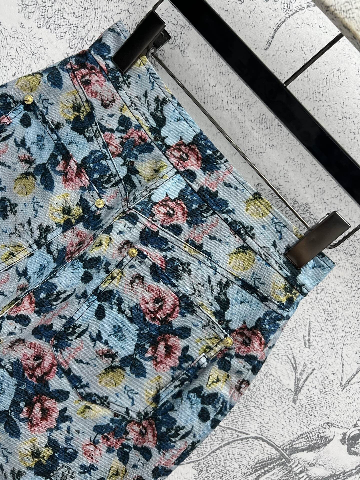 LV 25 Floral Short Skirt Multicolor Polyester