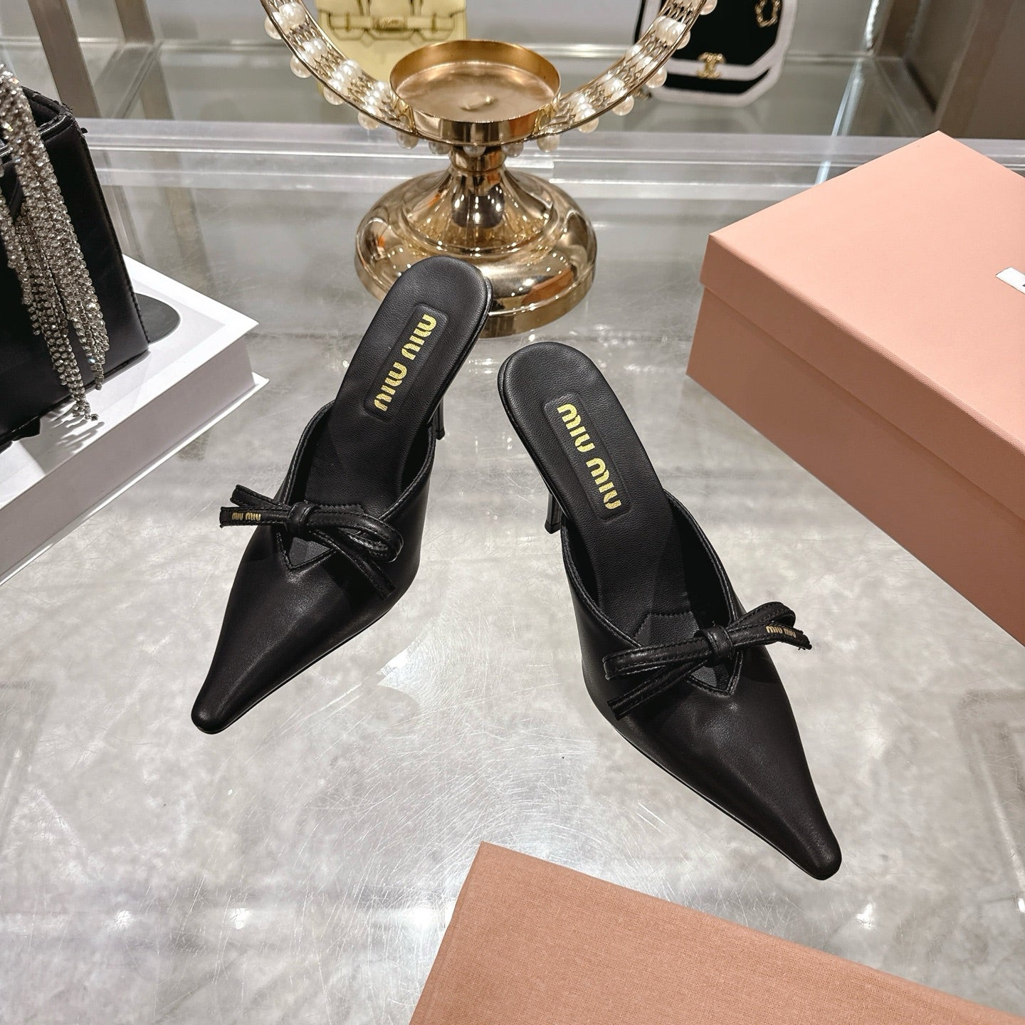 Miu 26 Pointed Toe High Heel Black Sheepskin 592087