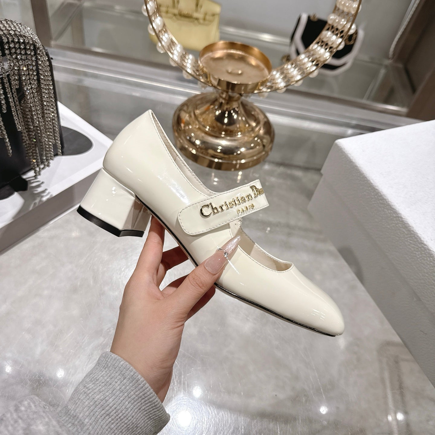 CD 26 Lolita High Heels 40 Ivory Patent Leather 592209