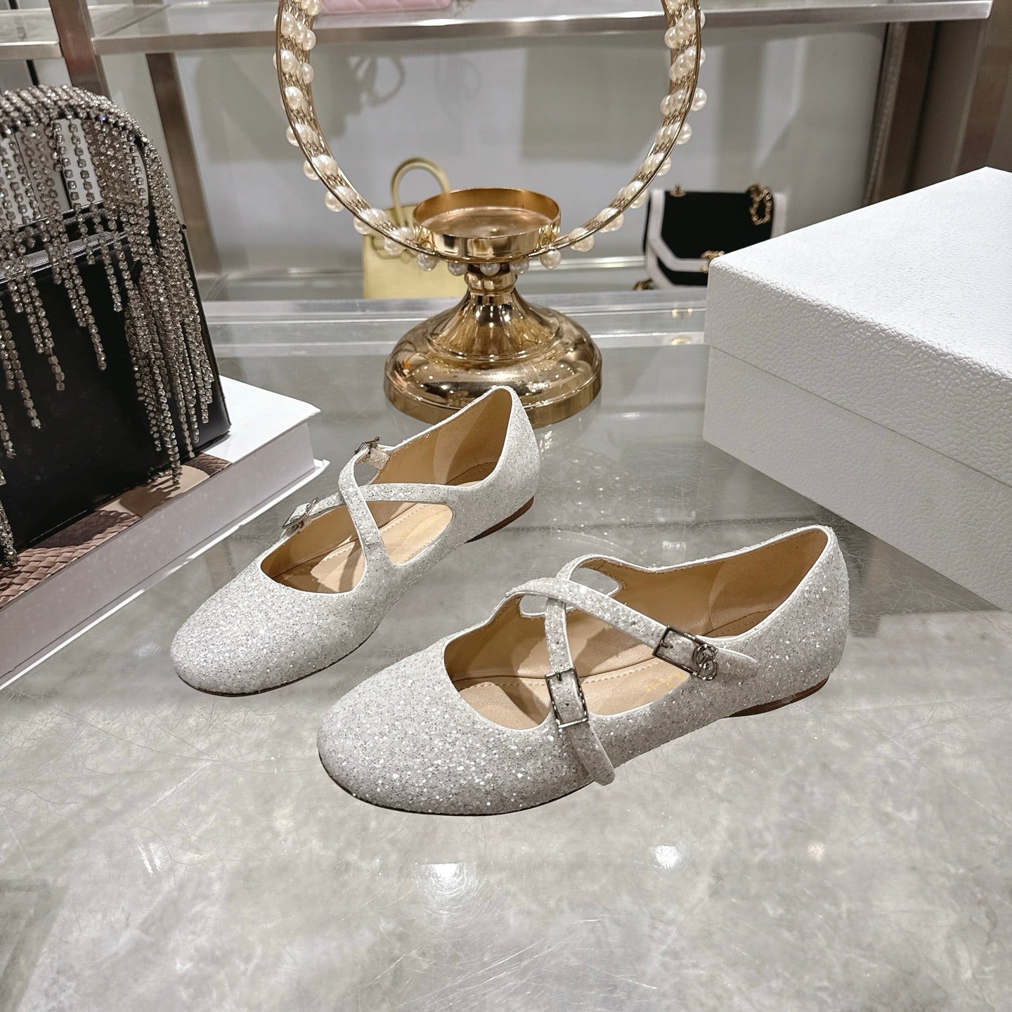 CD 26 Ballet Flats Metallic Silver Leather With Sequins 592214