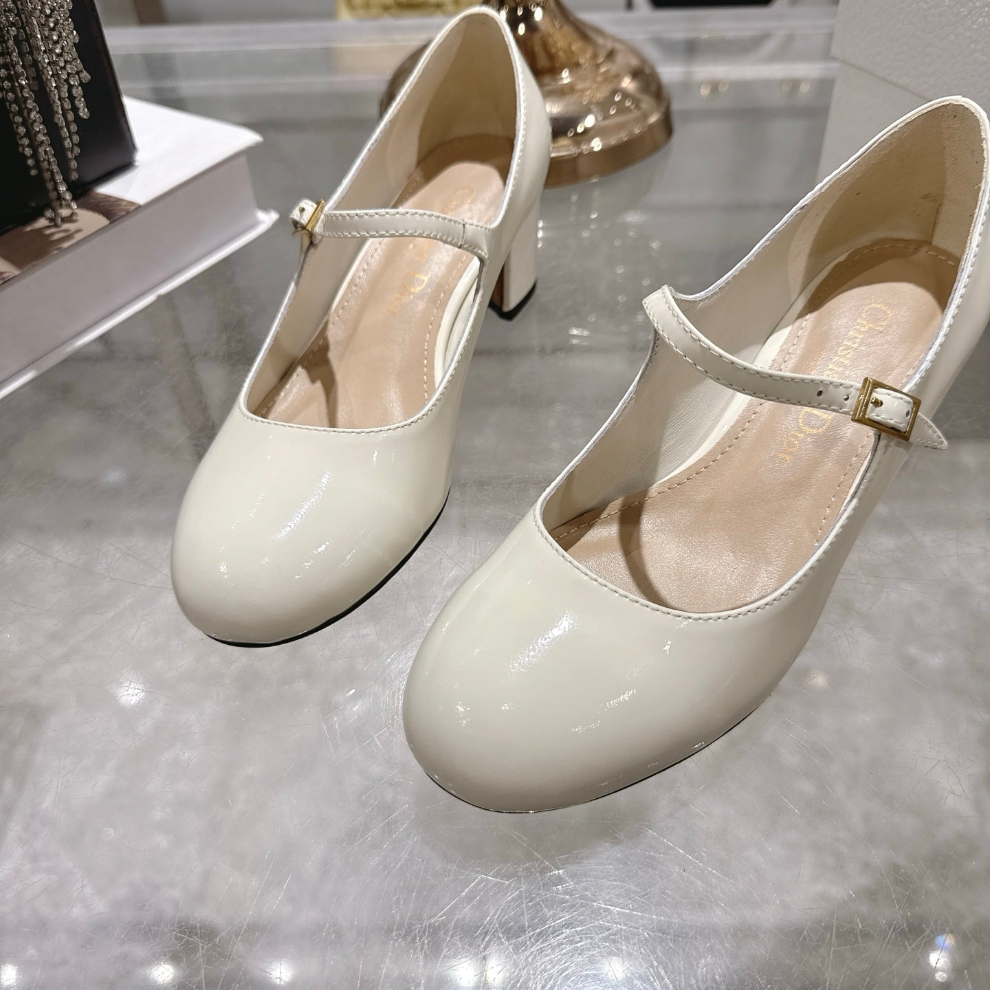 CD 26 Lolita High-Heeled 40 Ivory Patent Leather 592218