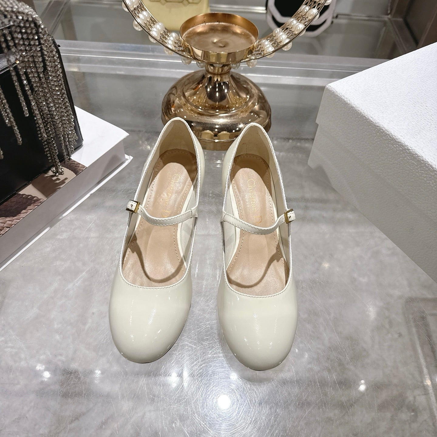 CD 26 Lolita High-Heeled 40 Ivory Patent Leather 592218