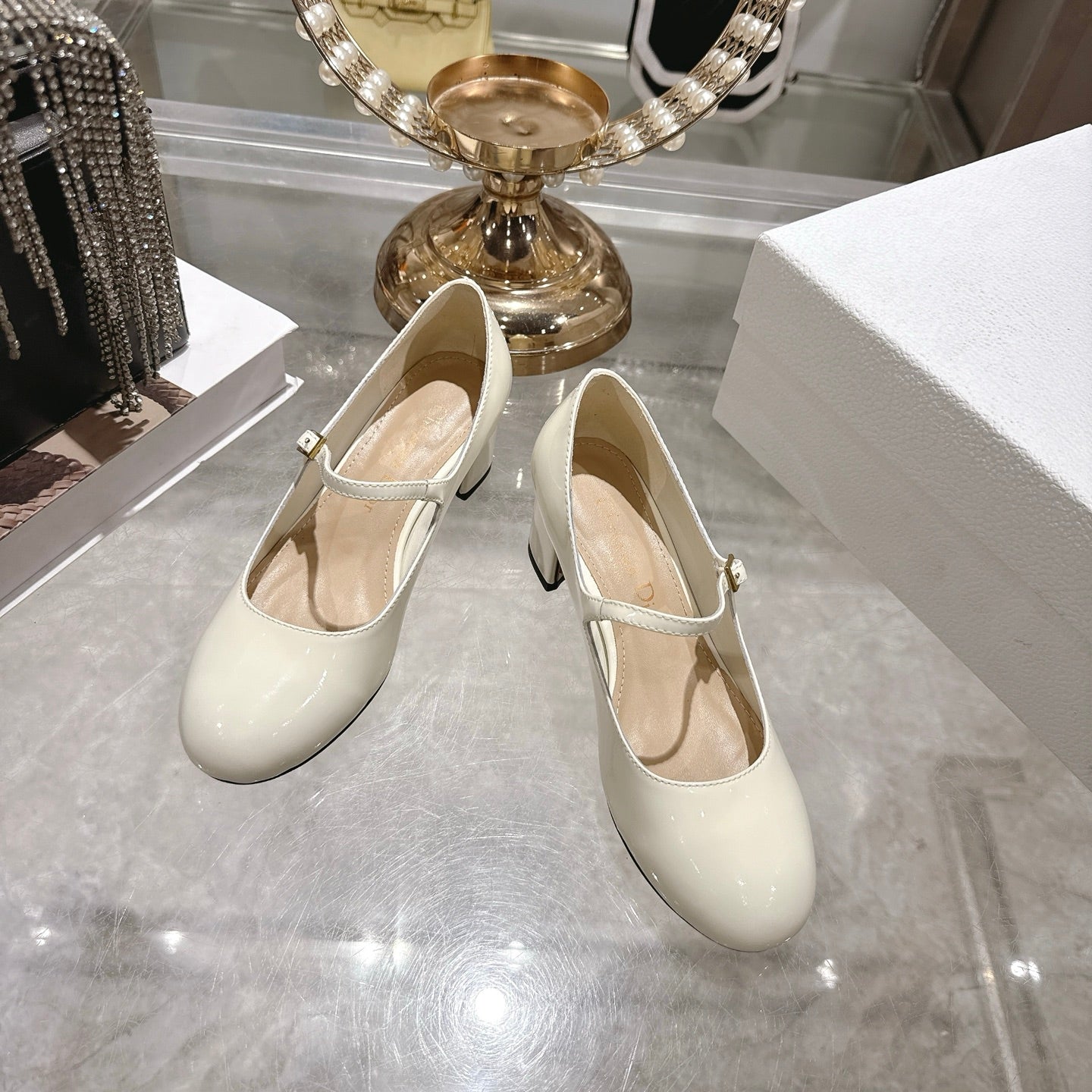 CD 26 Lolita High-Heeled 40 Ivory Patent Leather 592218