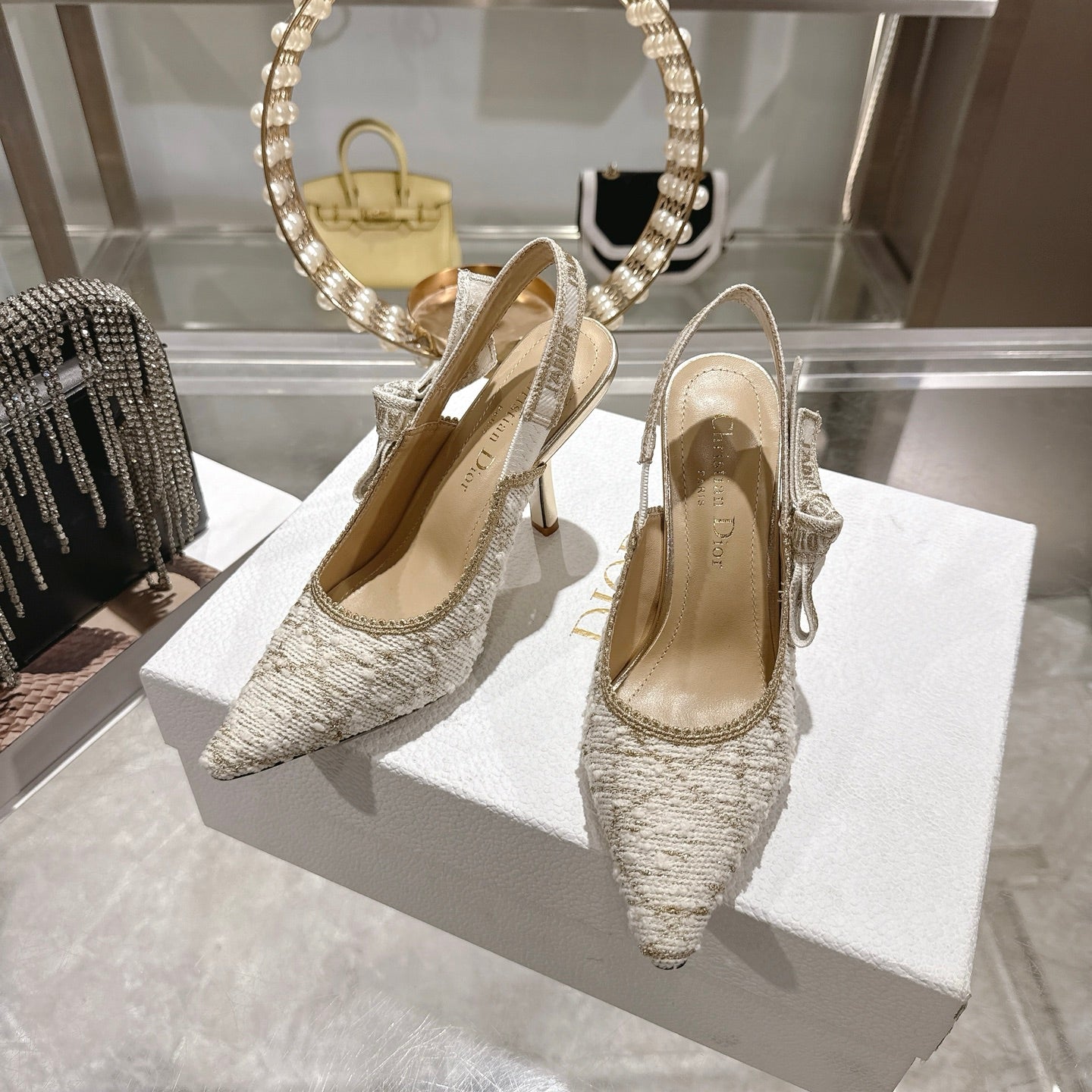 CD  26 Slingback 85mm Light Cream Gold Tweed 592230