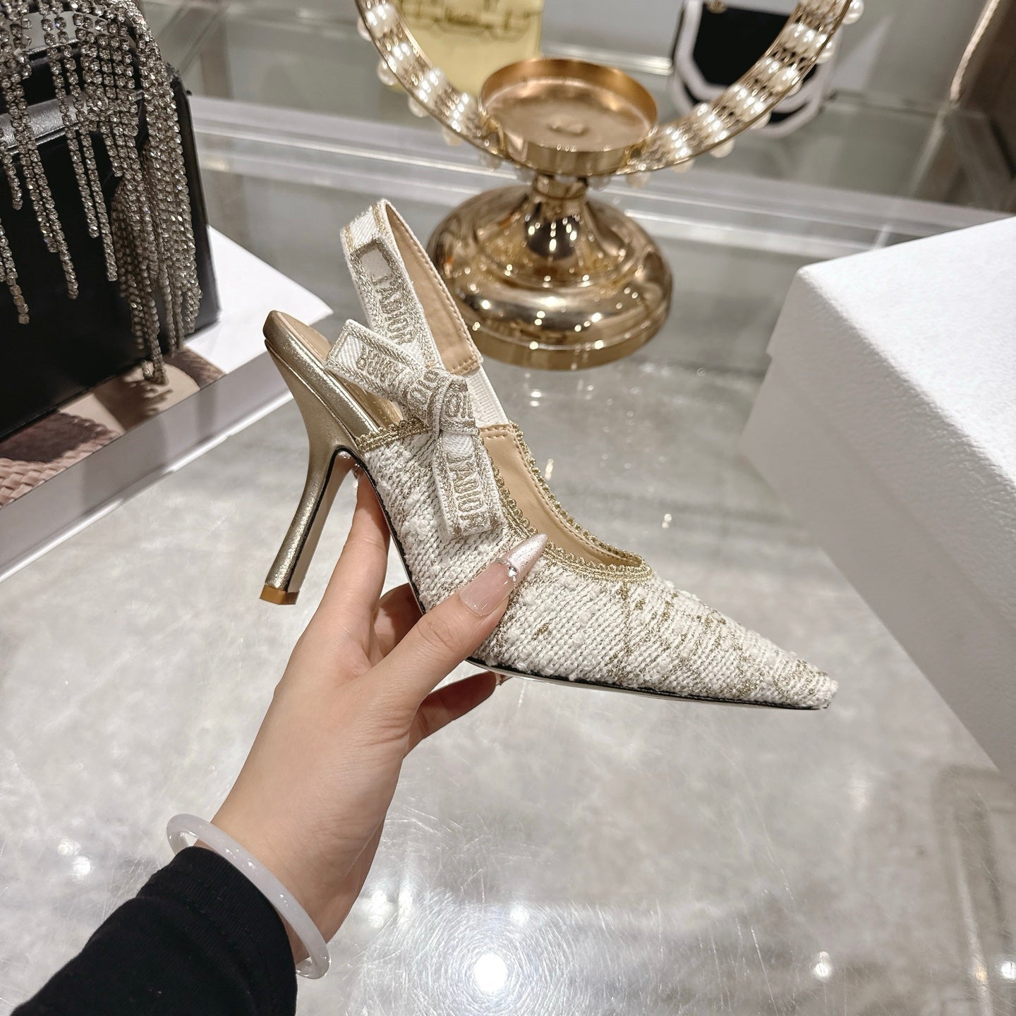 CD  26 Slingback 85mm Light Cream Gold Tweed 592230