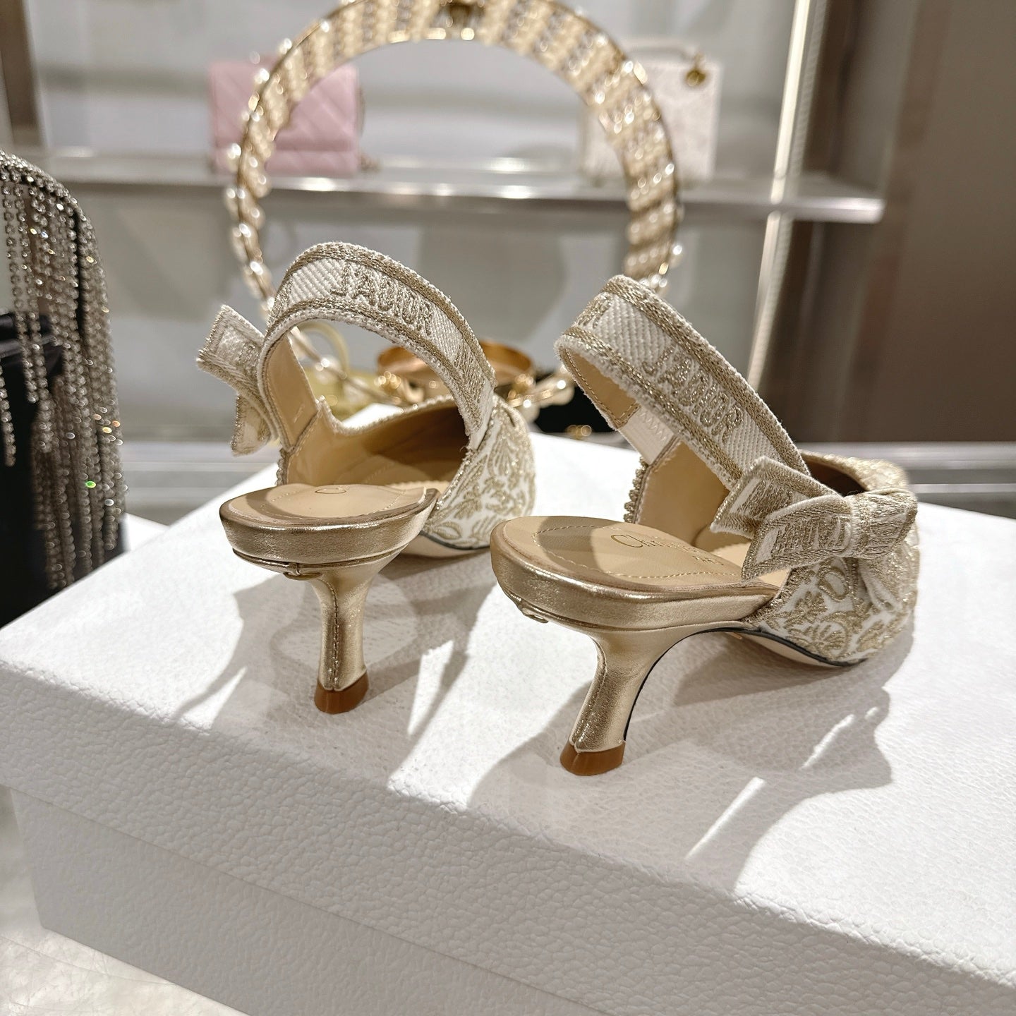 CC 26 Slingback Metallic Floral Embroidery 45mm Ivory Gold Tweed 592234