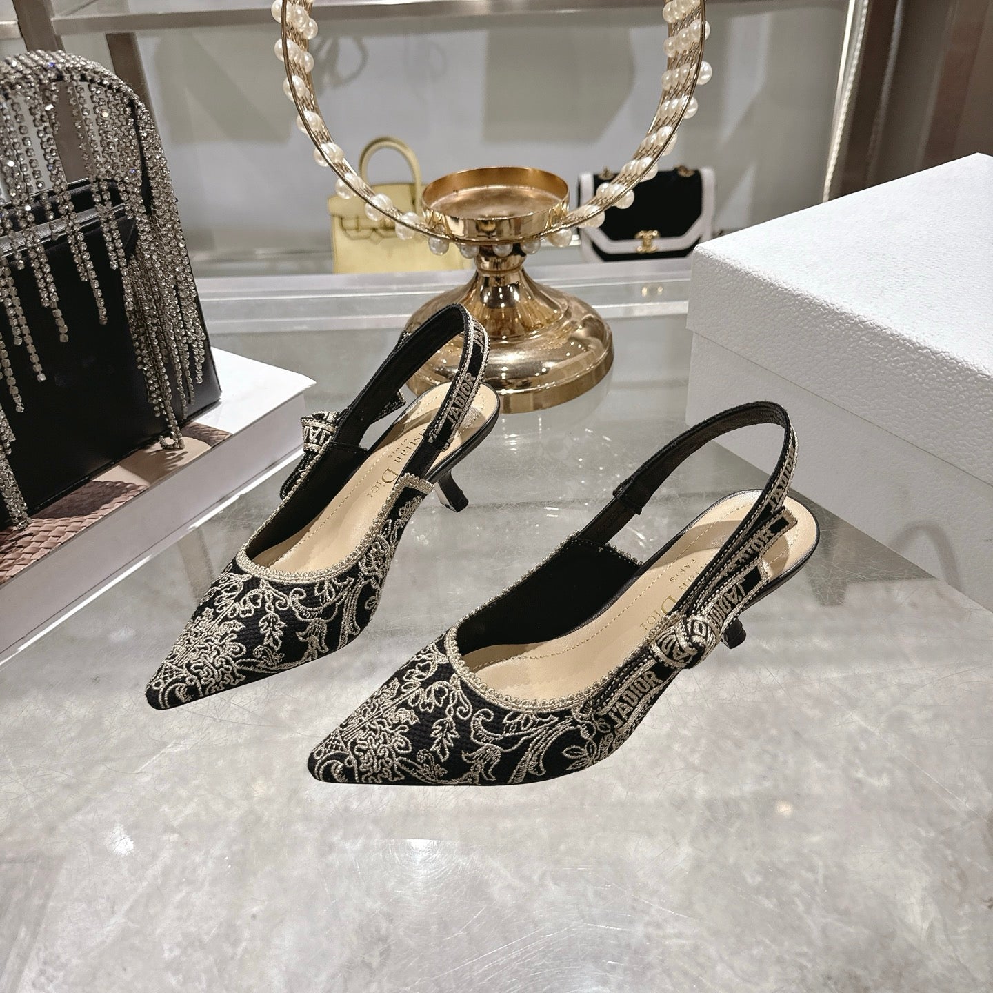 CD 26 Slingback Metallic Floral Embroidery 45mm Black Gold Tweed 592235