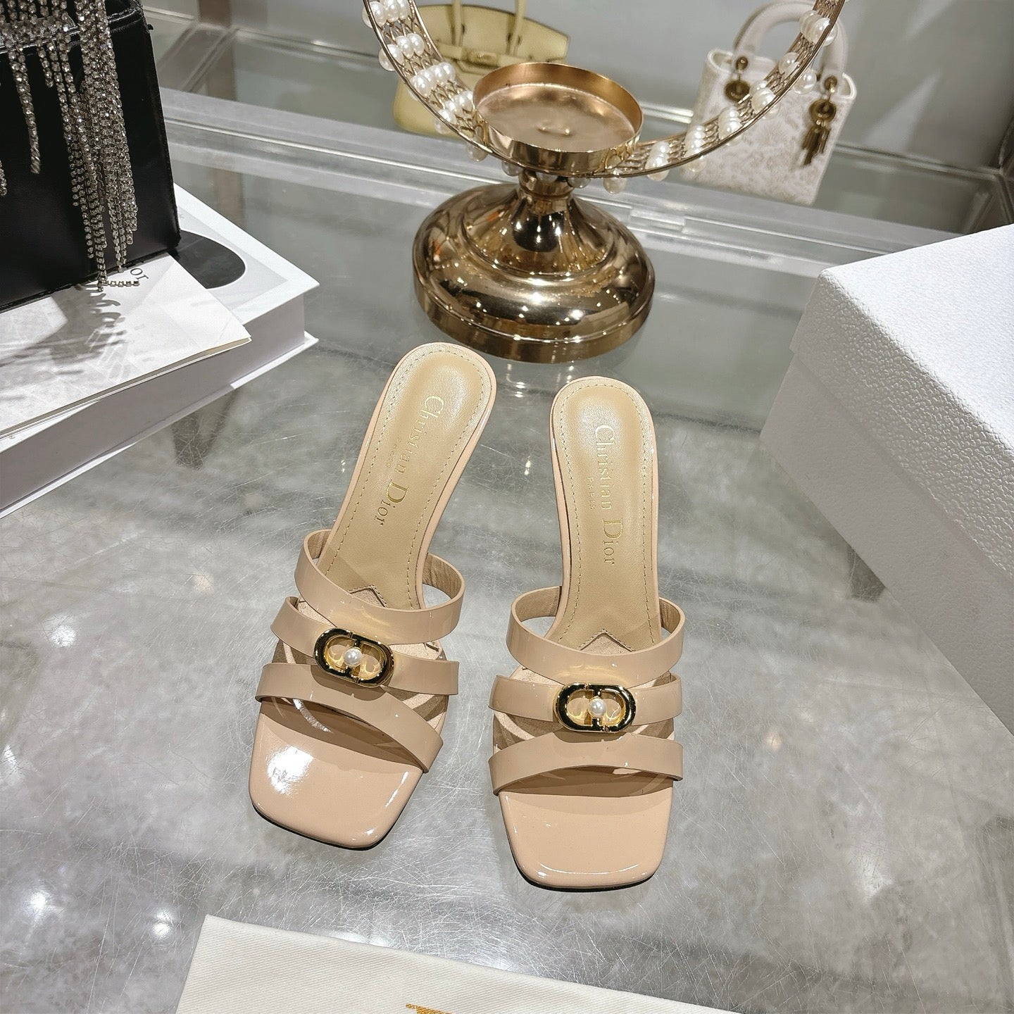 CD 26 High-Heeled Sandals 75mm Beige Patent Leather 592257