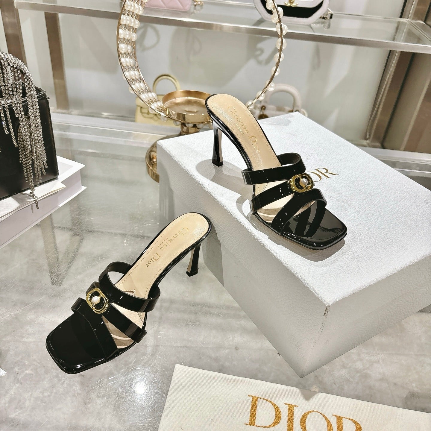 CD 26 High-Heeled Sandals 75mm Black Patent Leather 592258