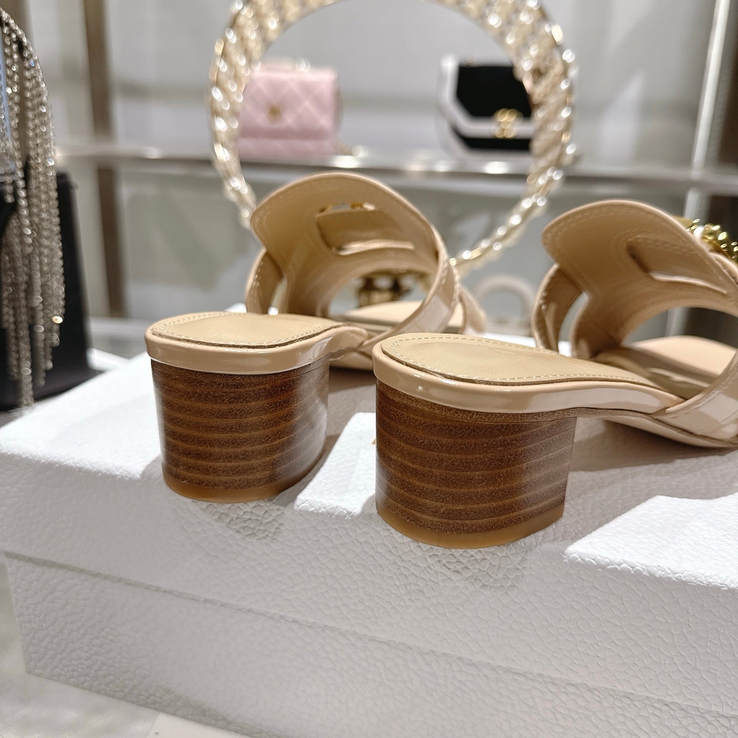 CD 26 Chunky Heel Sandals 35mm Beige Patent Leather 592269