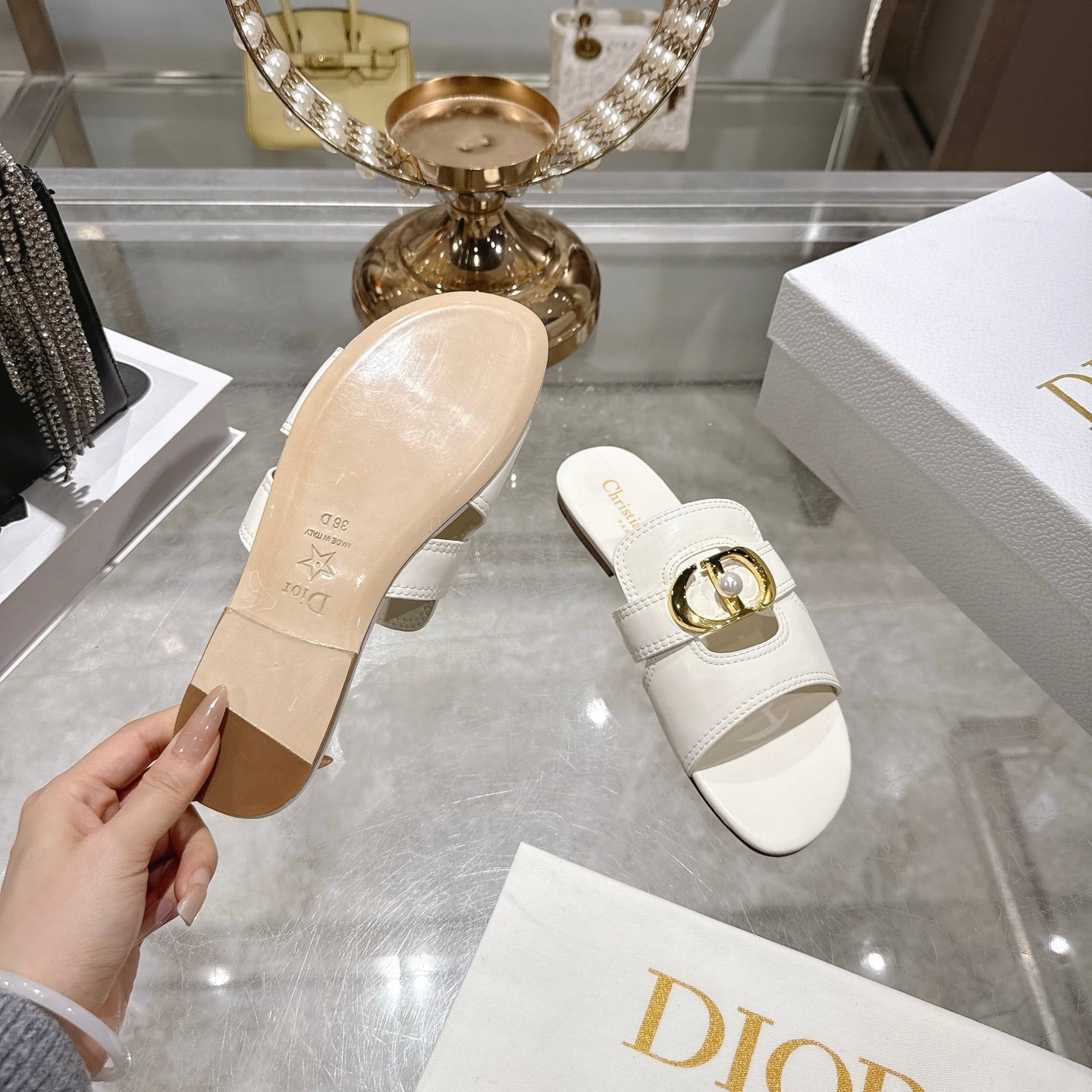 CD 26 Chunky Heel Sandals White Leather 592272