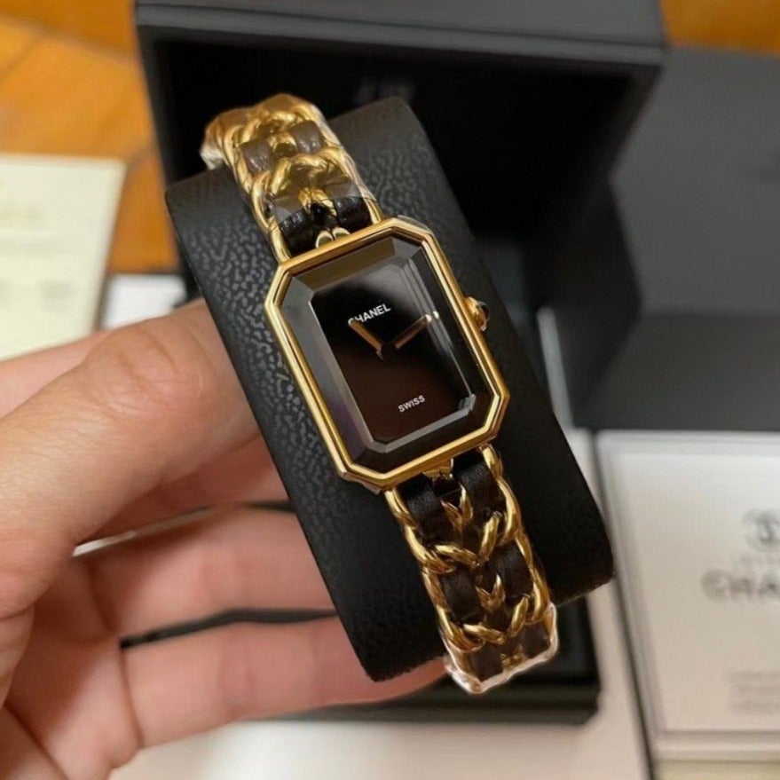 PLATED LEATHER QUARTZ GOLD CASE